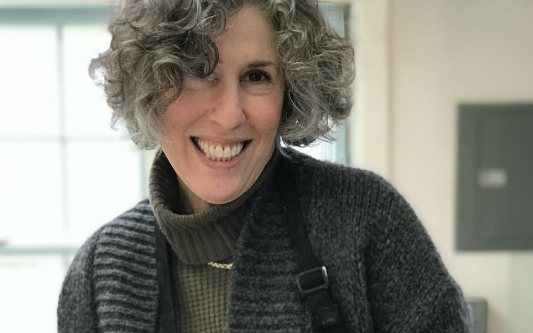 APR 6: Encaustic Painting Demo With Leslie Giuliani + Gallery Tour